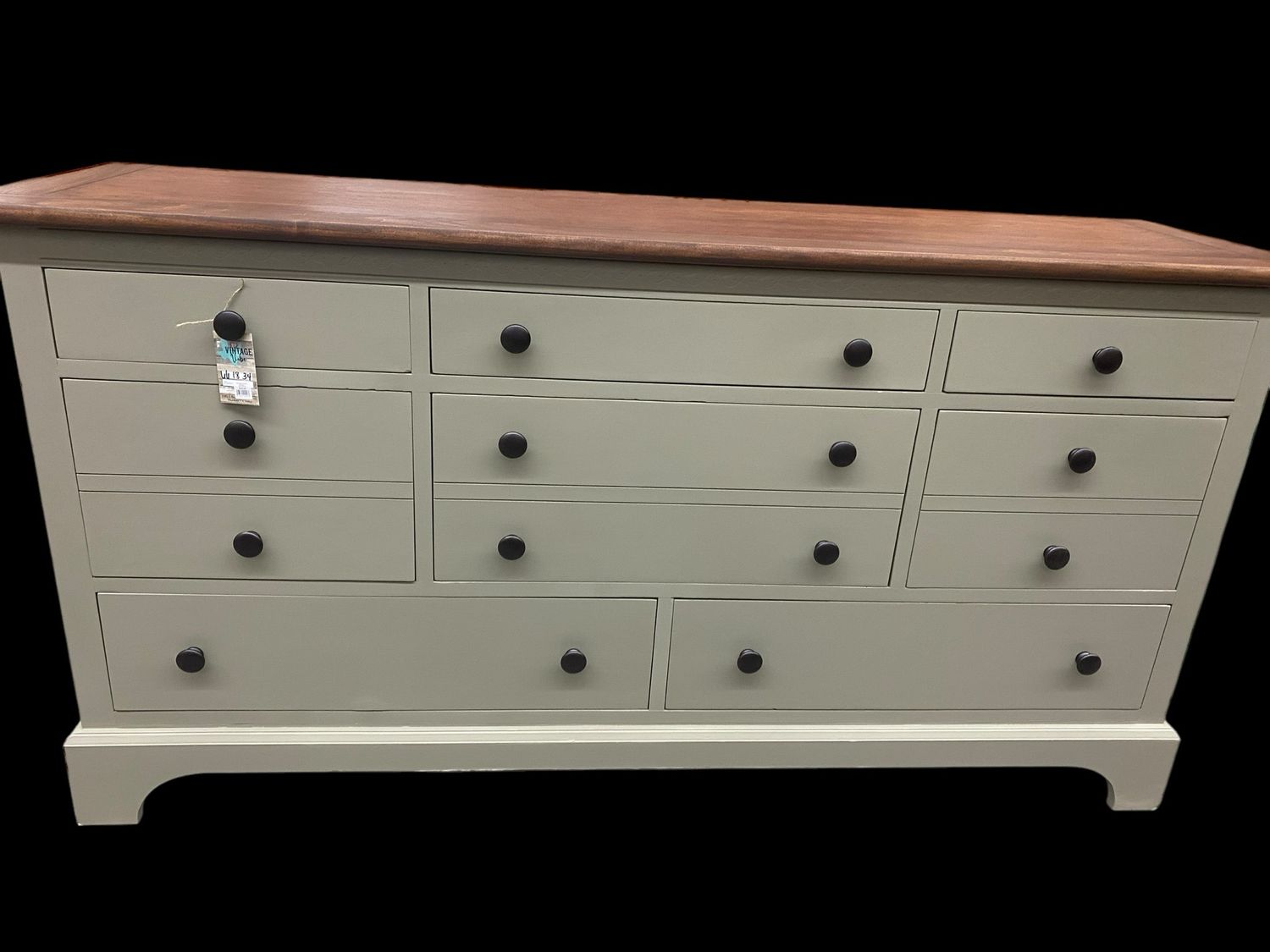 VV olive wood dresser  66x18x34