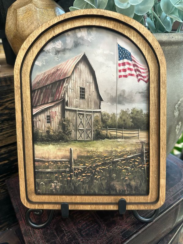 Red Arch 8x6 Patriotic Homestead