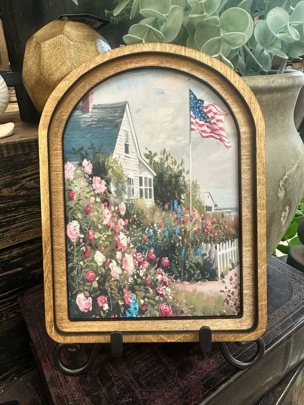 Red Arch 8x6 Patriotic Beach House