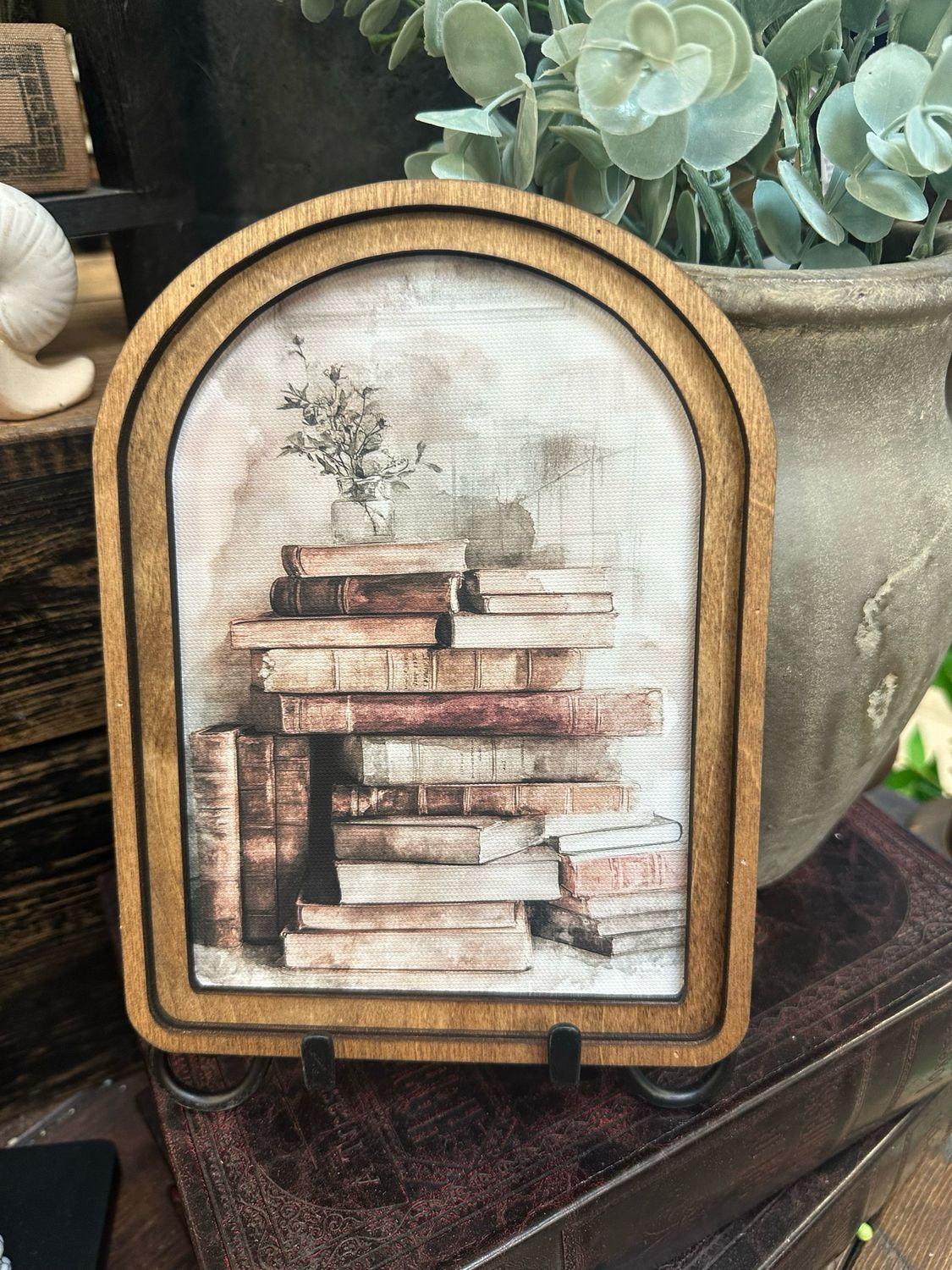 Red Arch Books