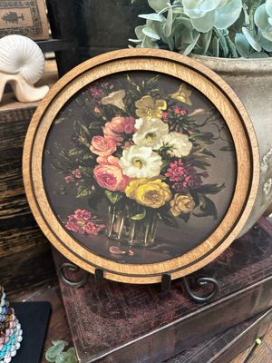 Red 8&quot; R Vintage Dark Floral