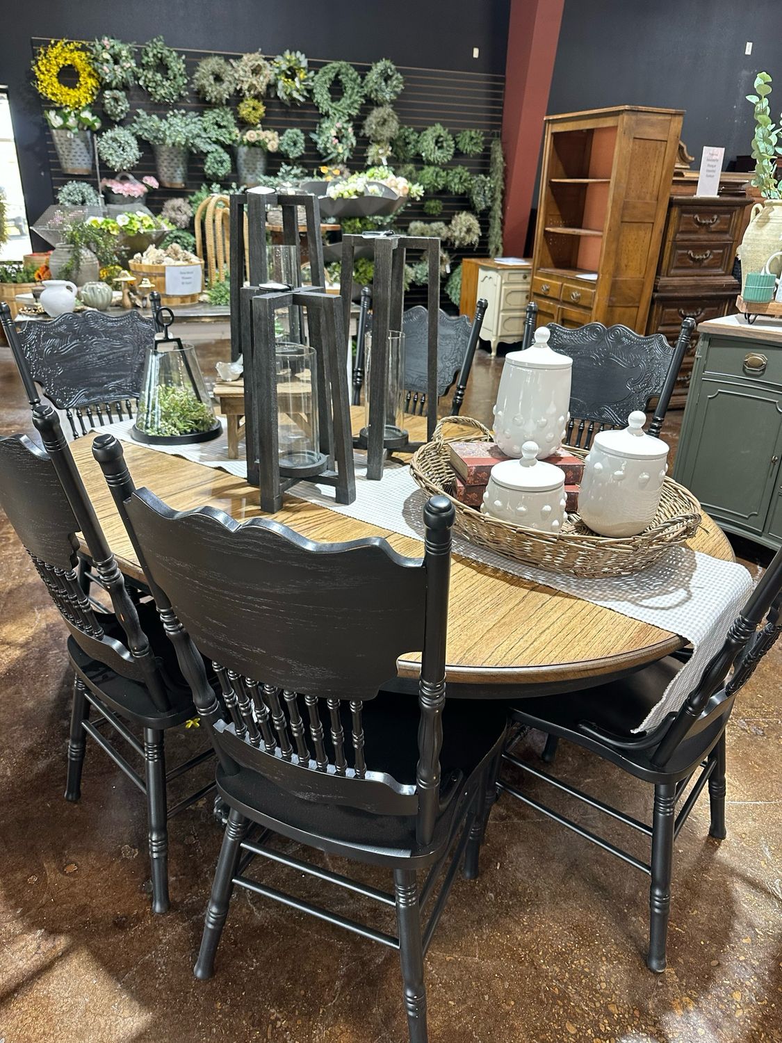 VV Table&amp;6 Chairs 68x48x29