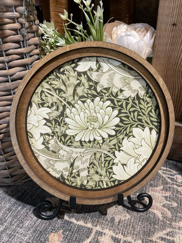 Red 8&quot; R Green Floral Tapestry