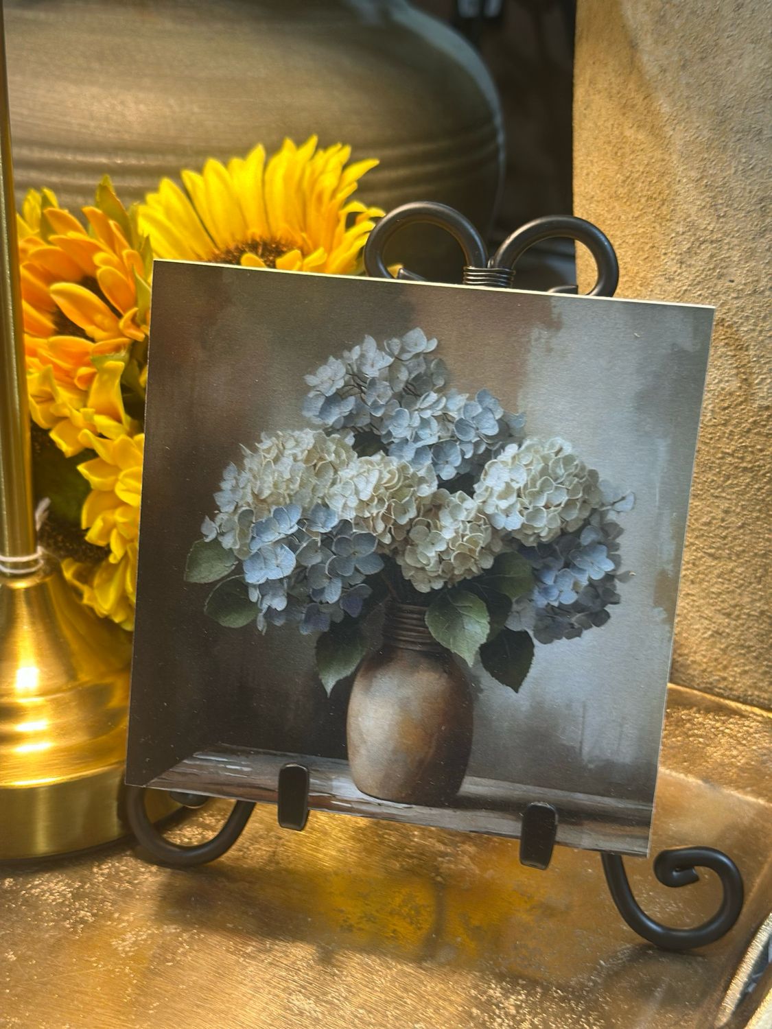 BBE 5x5 Tall Vase Hydrangea