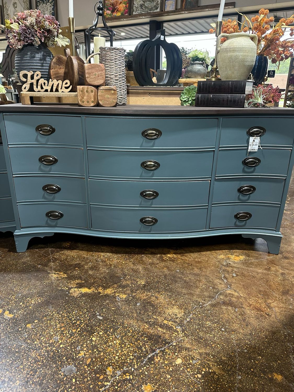 VV Stormy Dunc Dresser 61x20x33