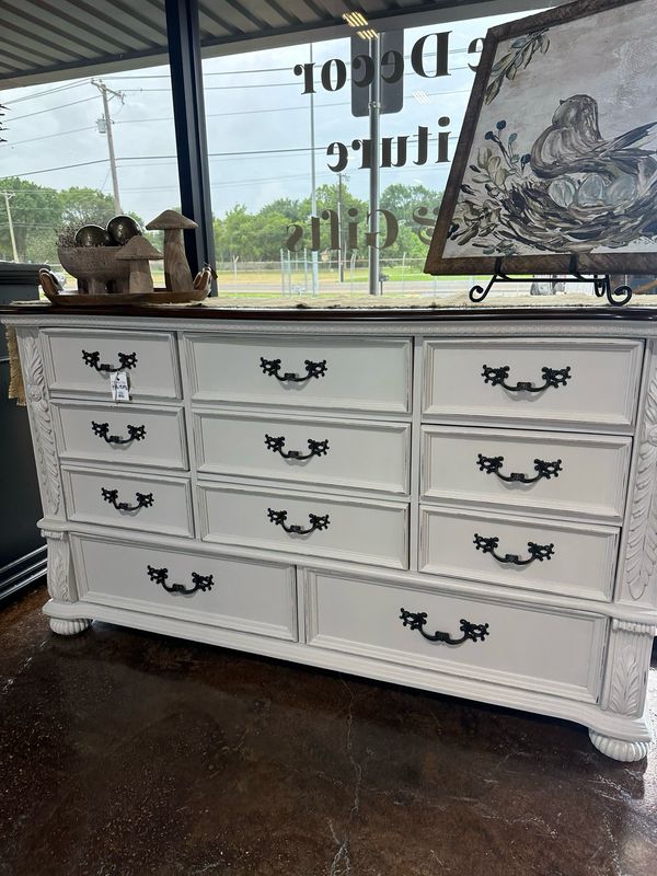 VV Sawmill 11D Dresser 68.5x19x39.5