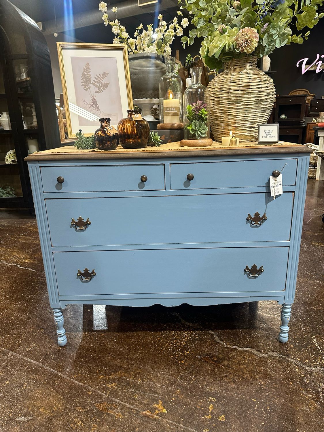 VV Dusty Blue 42x20.5x34