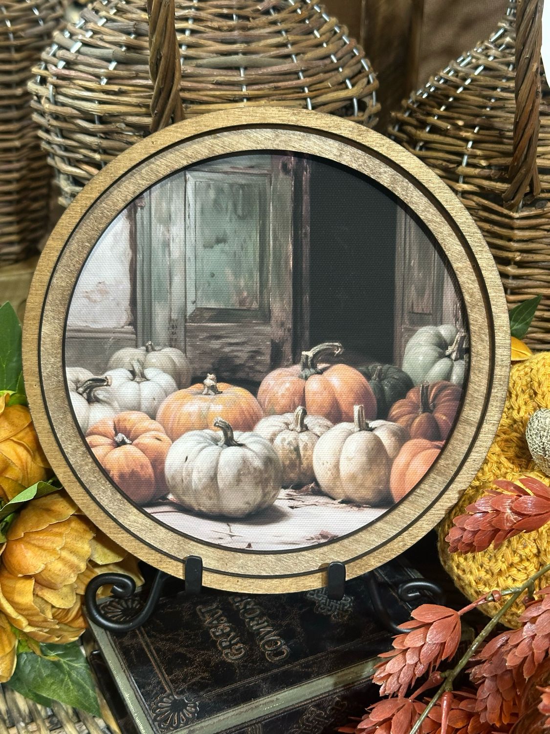 Red 8&quot; R Pumpkin Door