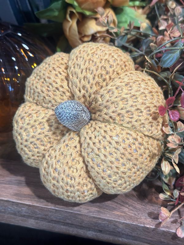 Mer Orange Sm Pumpkin 5x3.5