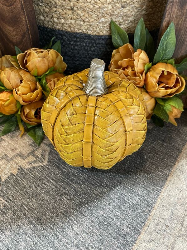 HH Yellow Woven Pumpkin 6x5.5