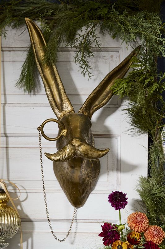 ACC Bunny Gold Wall Mount 16x11x27&quot;