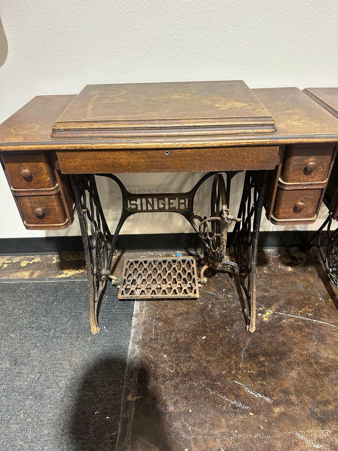 Singer sewing Machine #1