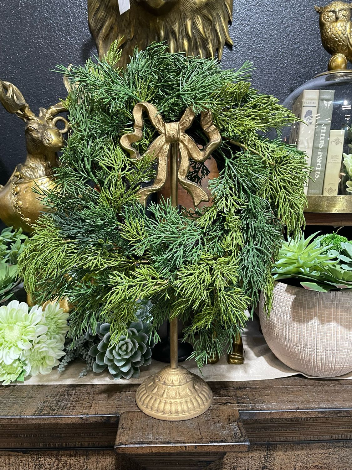 Rag 22&quot;  Bow Wreath Stand