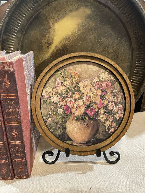 Red 8" R Rustic Floral Vase