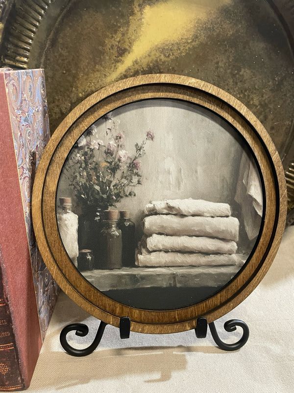 Red 8&quot; R Bathroom Shelf