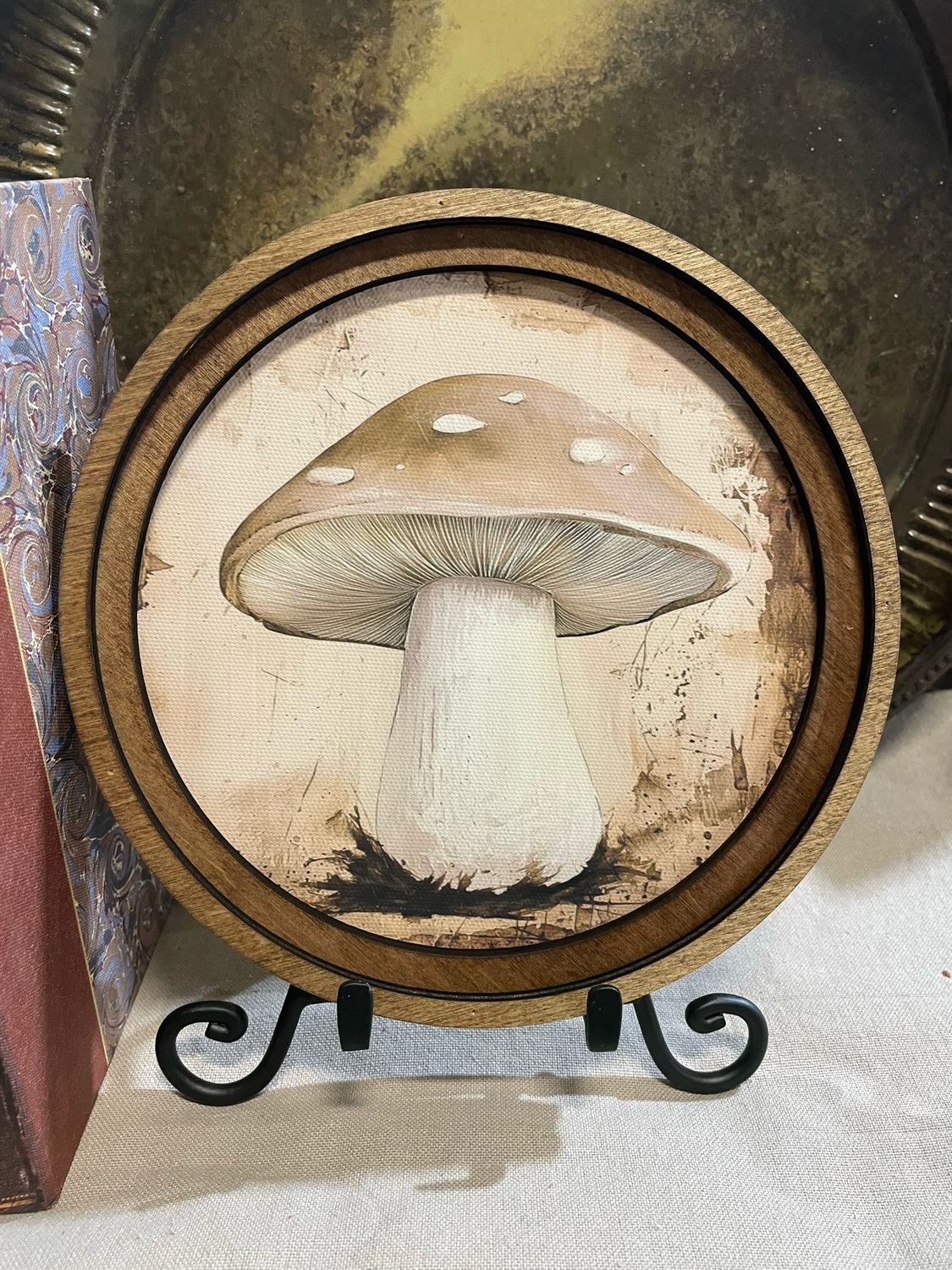 Red 8&quot; R Mushroom