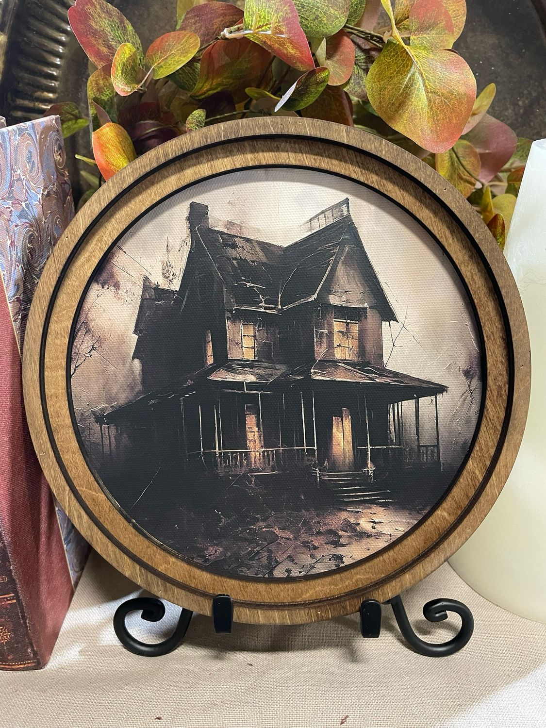 Red 8&quot; R Haunted House