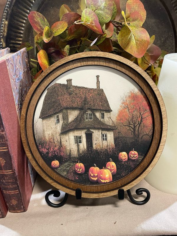 Red 8&quot; R Halloween Farmhouse