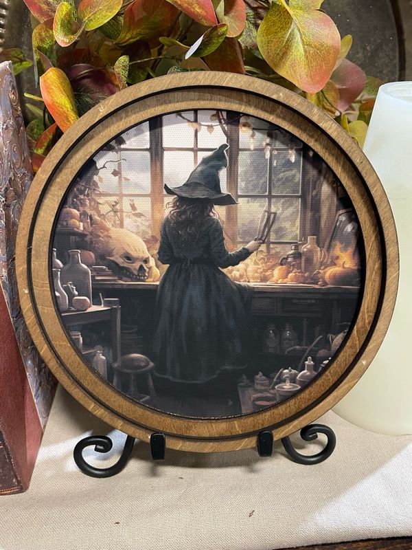 Red 8" R Halloween Witch Art