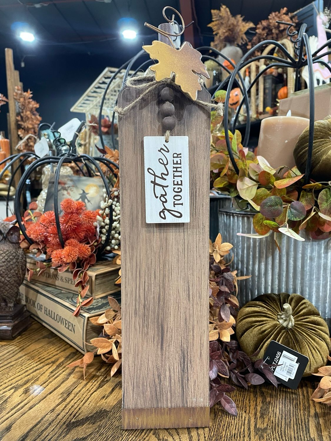 BB Lg Wood Post Pumpkin Sitter 18&quot;