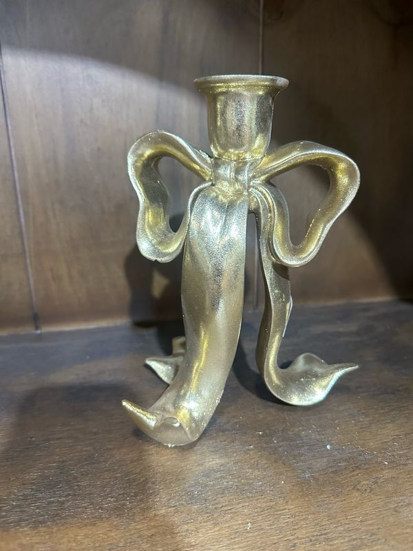 ARL  Md 7.75" Bow Candlestick Gold