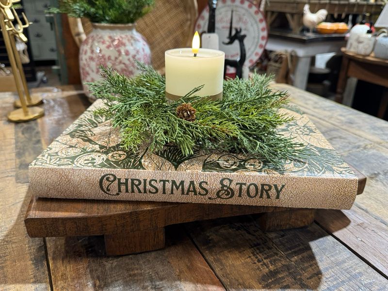PDG 13.5x9.5 Christmas Story Storage Book