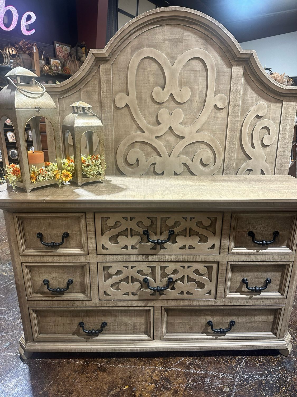 VV Harp Cap Dresser 66x17x39
