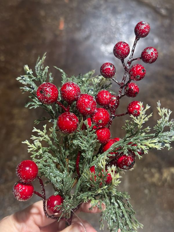 WTC Holiday Cedar Pick 12"