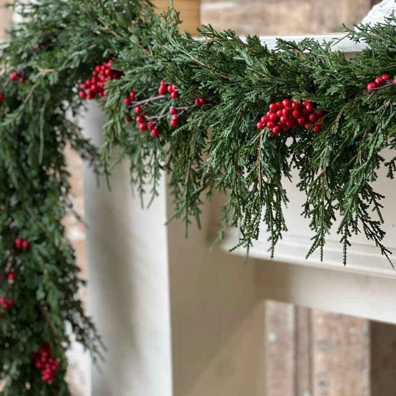 Lan 6&#39; Emerlald Fall Berry Garland