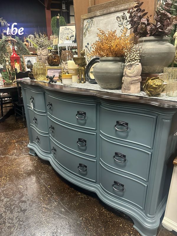 VV Stormy 9 D Dresser 72x21x39.5