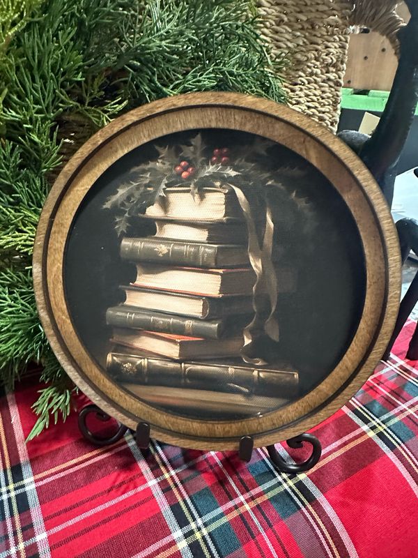 Red 8&quot; R Christmas Books