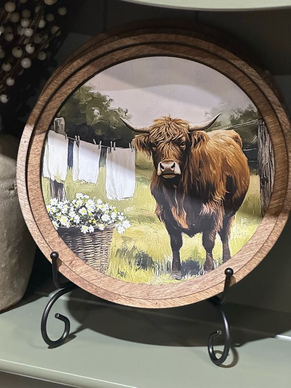 Red 8&quot; R Highland Laundry