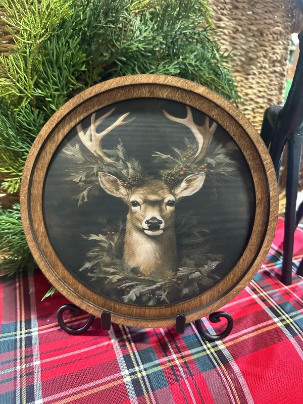 Red 8&quot; R Wreath Deer