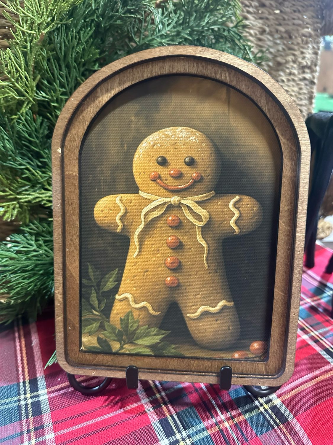 Red Arch Gingerbread Man 8x6