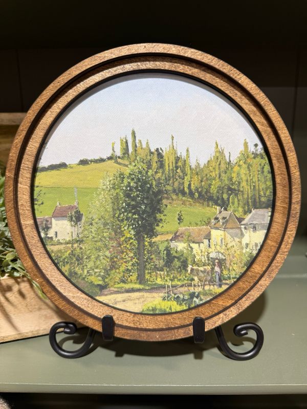 Red 8" R Vintage Countryside