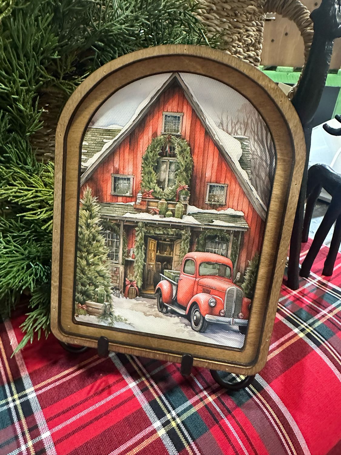 Red Arch Red Christmas Barn 8x6