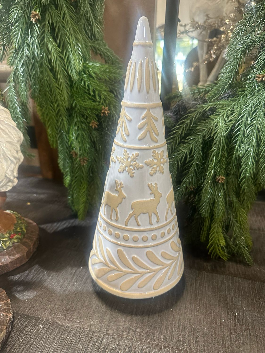 Ger Lg Ceramic Tree White 12&quot;