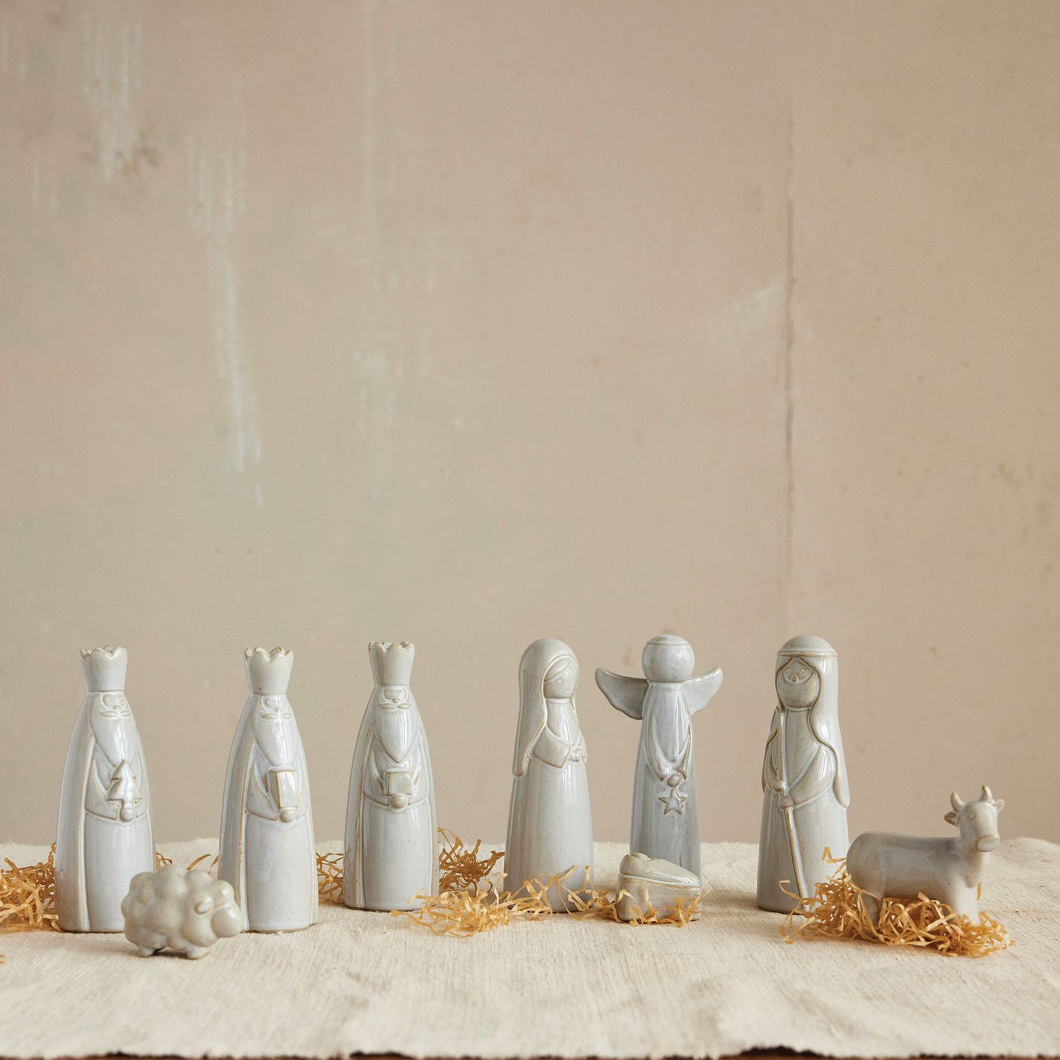 CCO S/10 Nativity Stoneware White 1.5-6&quot;