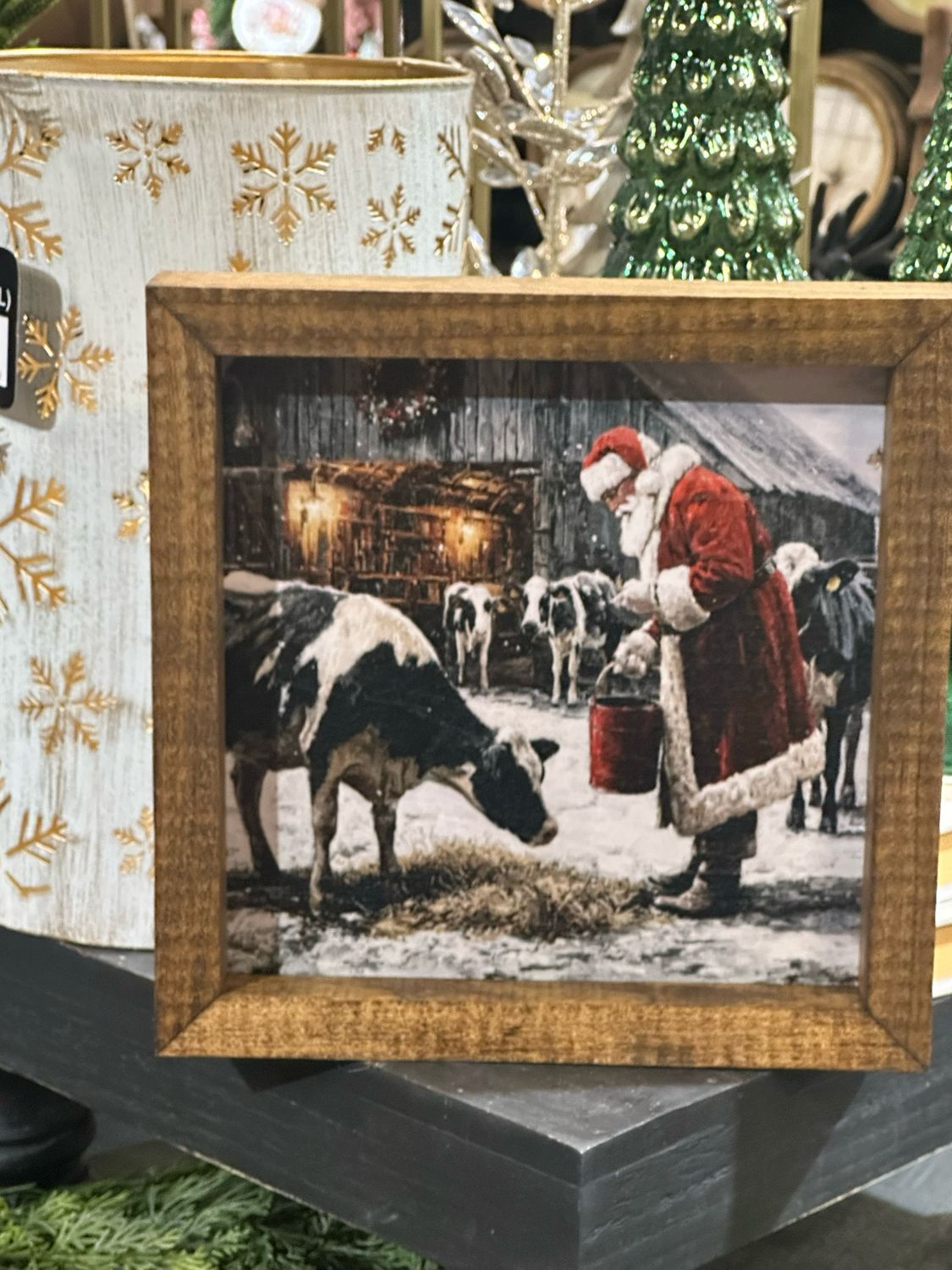 Jarmz 9x9 Santa Feeding Cows