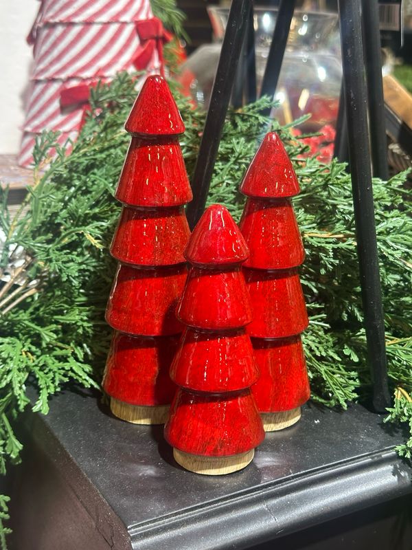 WTC Md Ruby Red Enamel Tree 6"