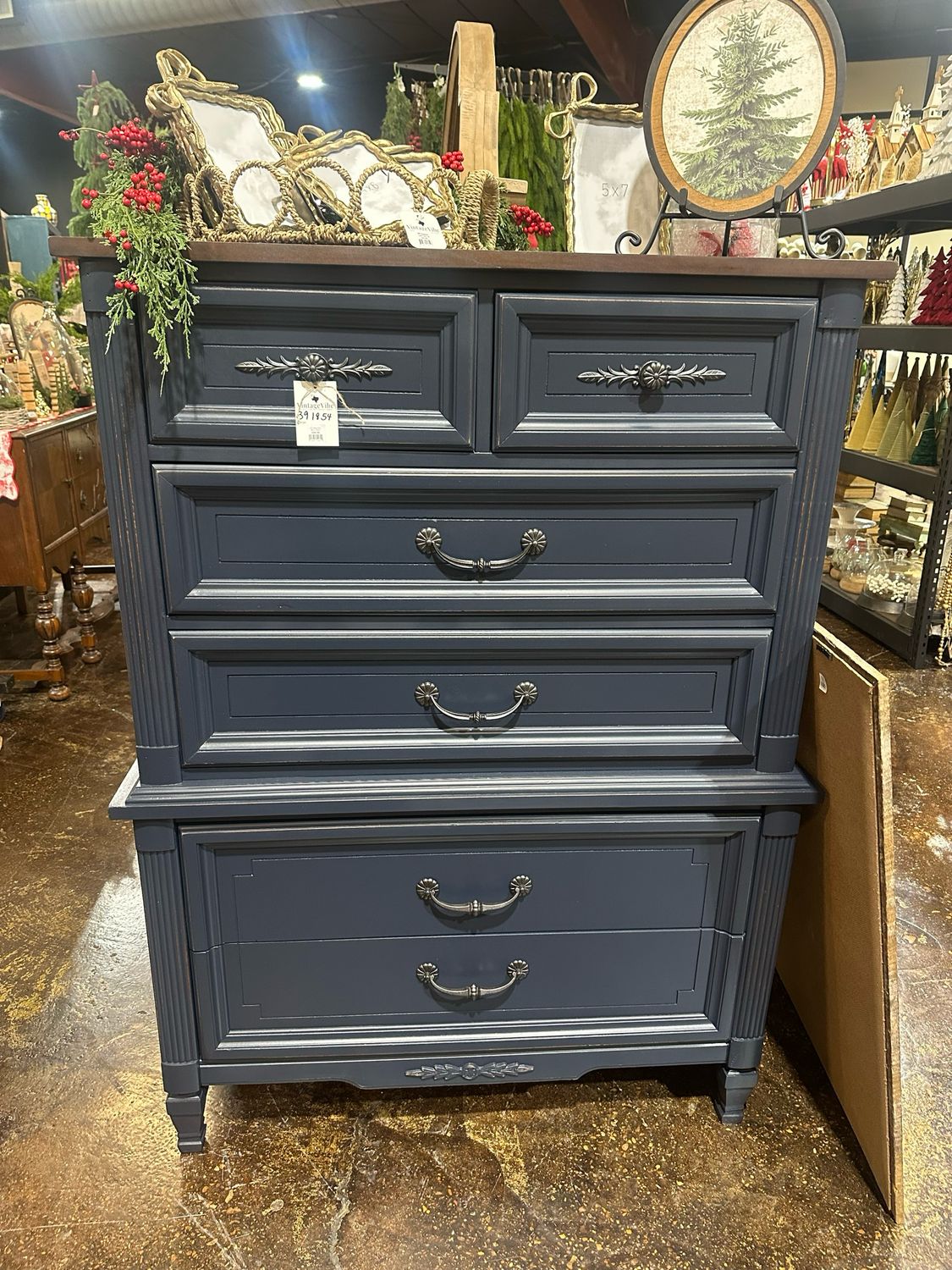 VV Deep Sea Mcm Chest 39x18x54
