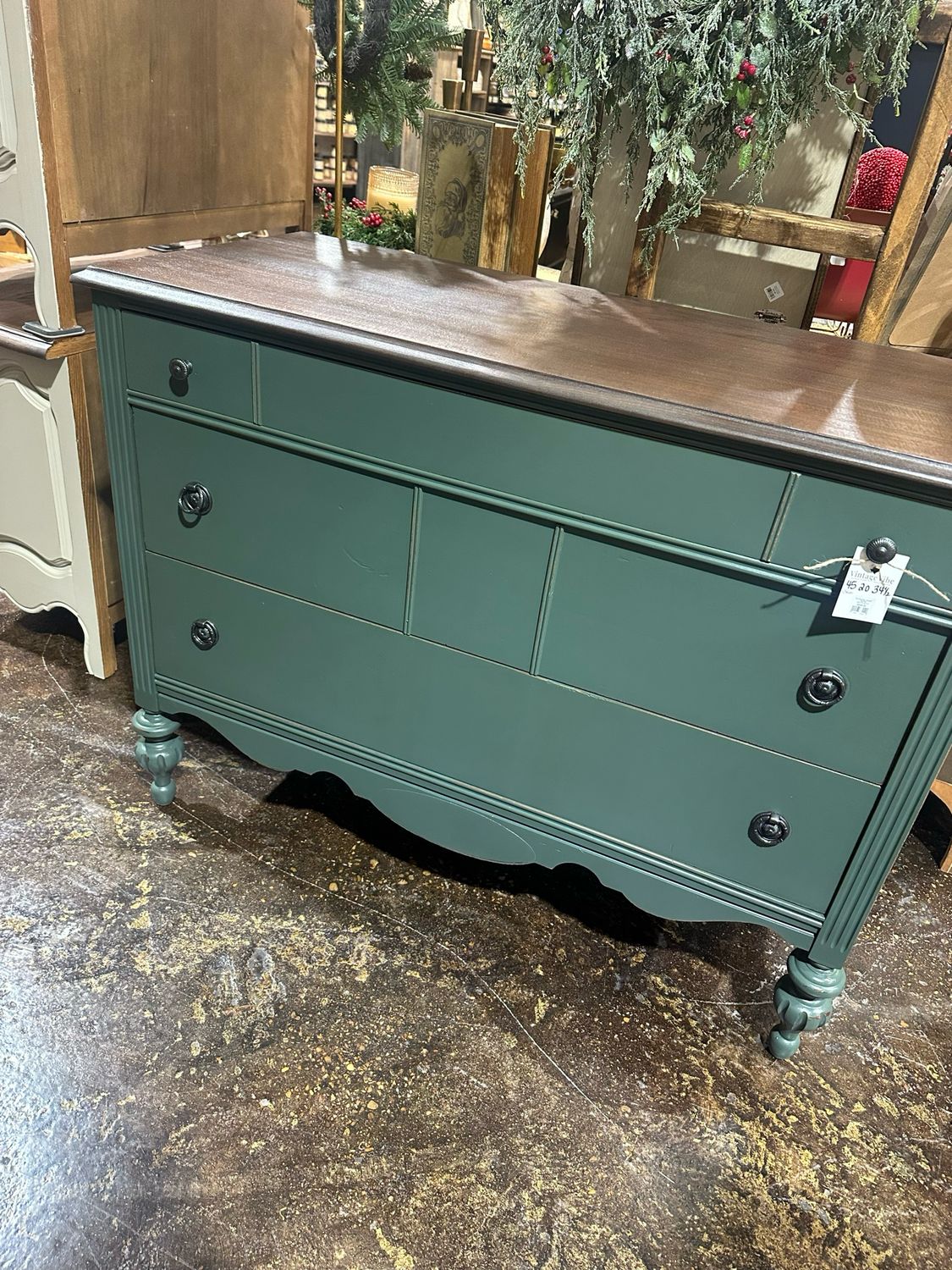 VV Acadia Small Buffet 45x20x43.5