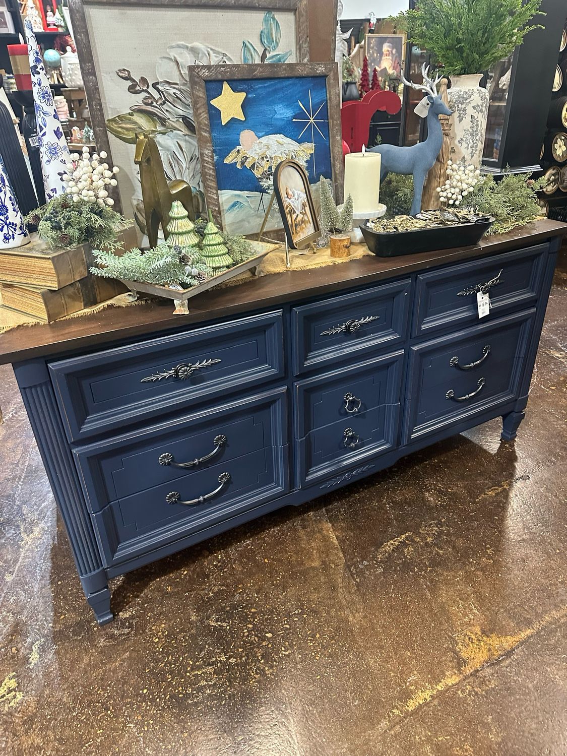 VV Deep Sea Mcm Dresser 64x18x32