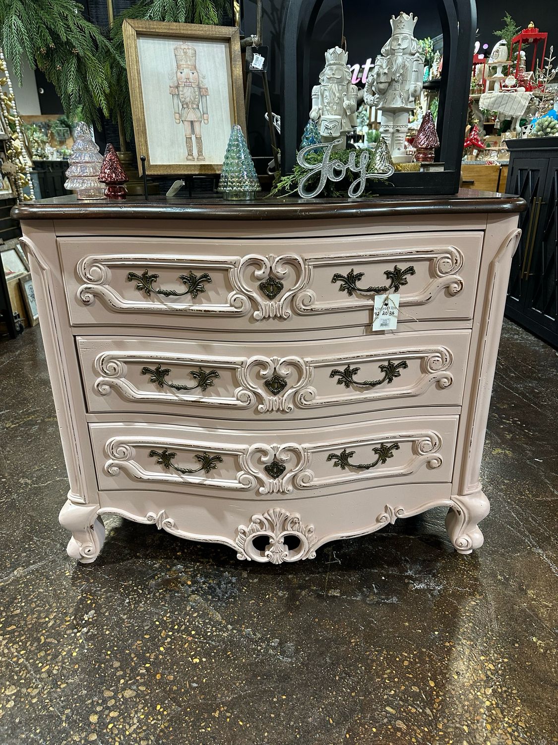 VV Tea Rose 3D Dresser 42x20x34