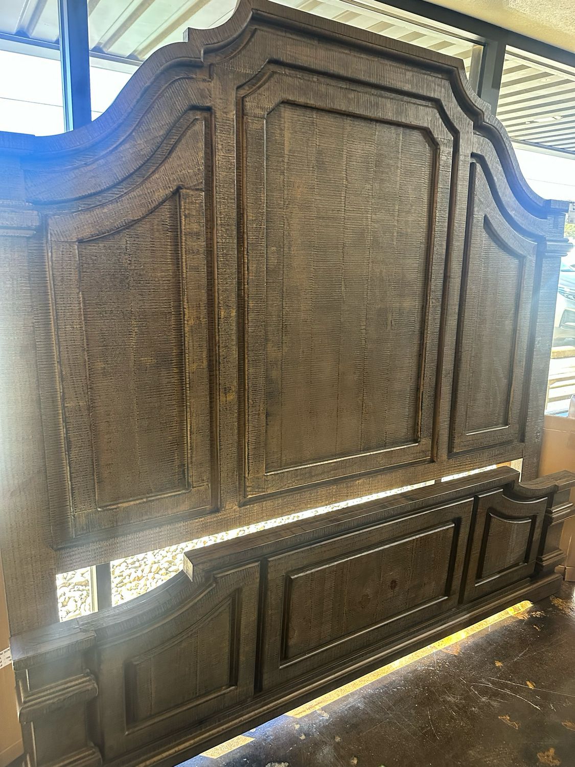 SHP Eden King Honeywood 