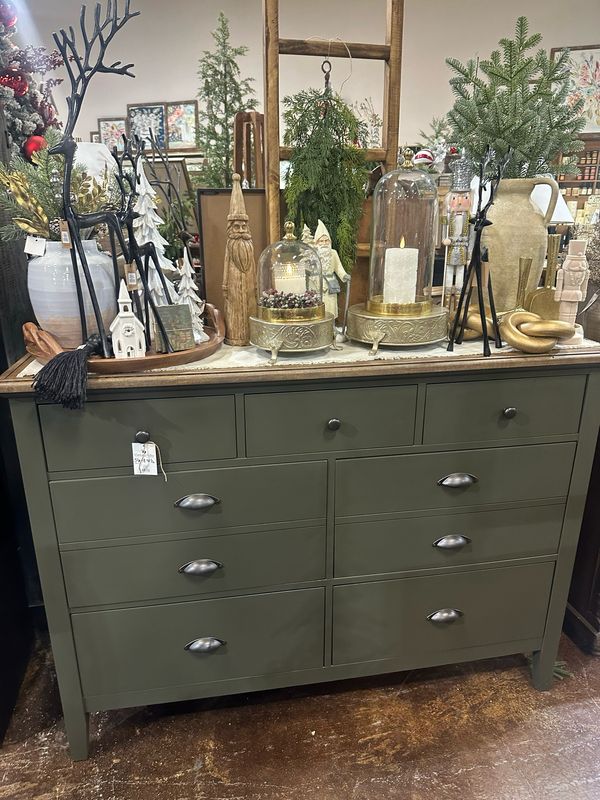VV Collard Dresser 56x18x41.5