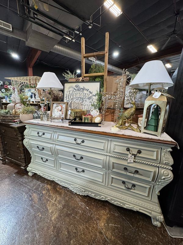 VV Dried Sage 9D Dresser 68x21x34