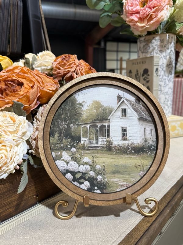 Red 8" R Spring Farmhouse