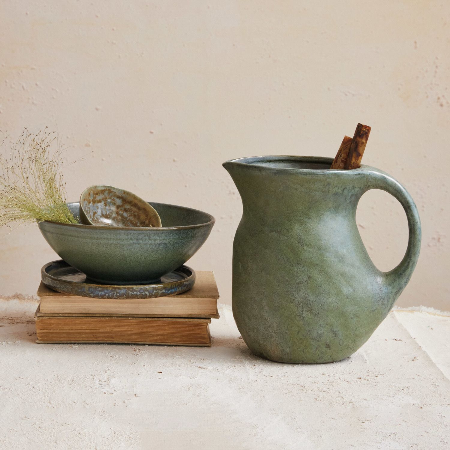 CCO 80oz Green Stoneware Pitcher 9x5x8.5