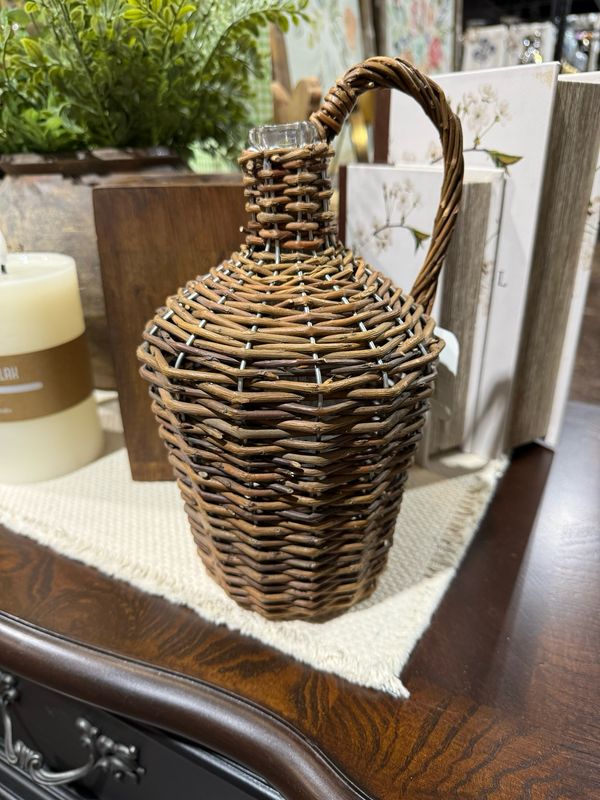Pdg 9.5" Nat. Willow Wrapped Bottle